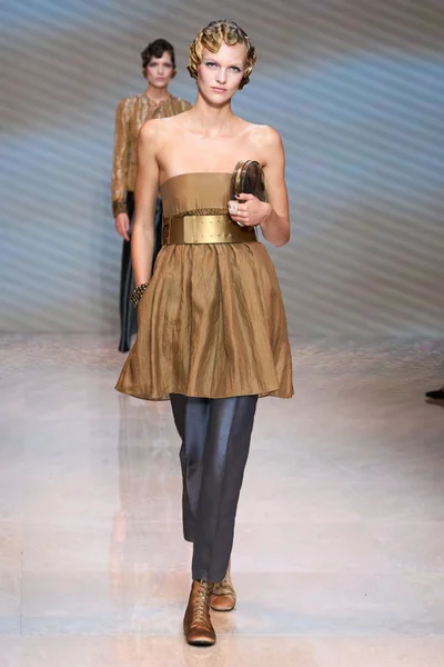 Look 5
